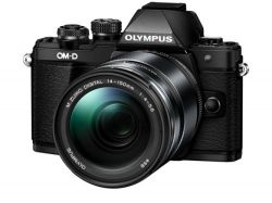 Andorra-Olympus E-M10 Mark II+14-150mm+8GB+Funda+Filtro