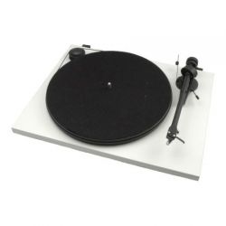 Andorra-Pro-Ject Essential II Phono USB